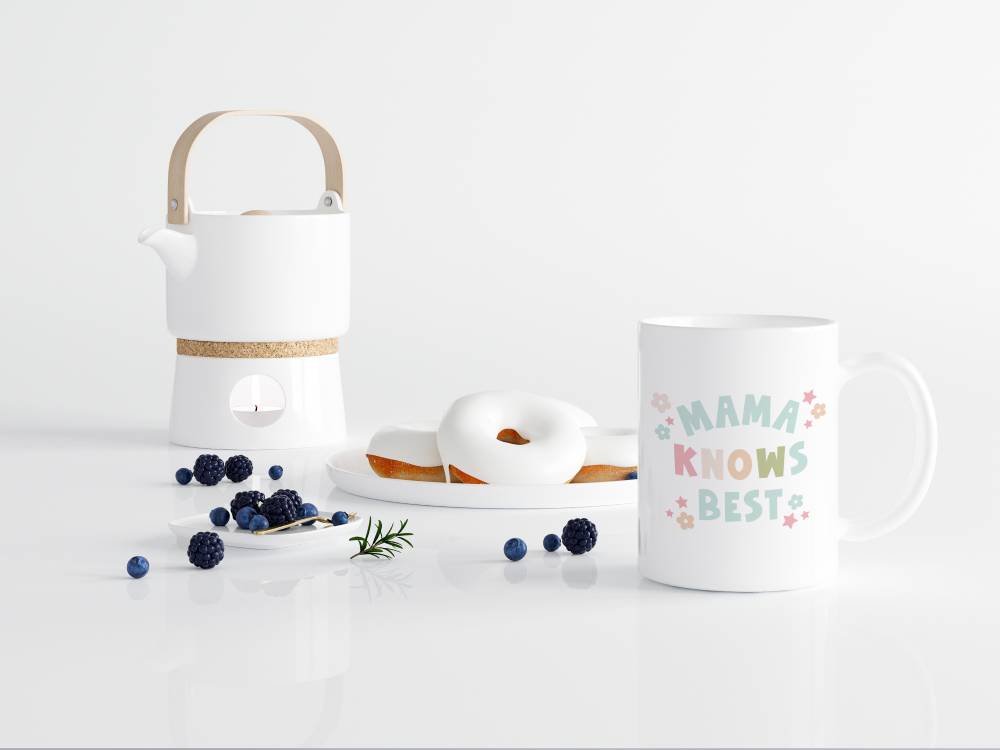 Mama Knows Best – A Fun & Adorable Mug for Moms!